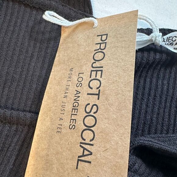 NWT Project Social T Women’s Ribbed Black Long Sleeve Cropped Top - Size Small - Picture 3 of 5